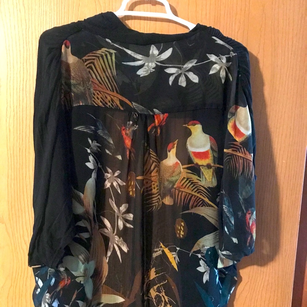 Cardigan / cover up